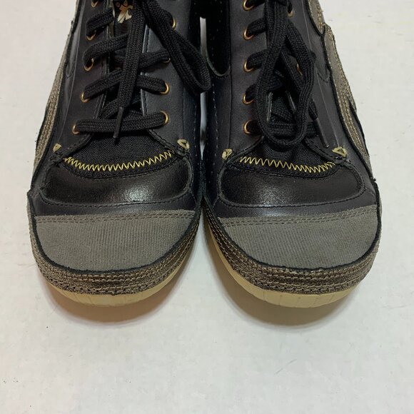Cushe Boutique Footwear Women's Size US 9 Black/Gold Lace Up Sneaker - Picture 10 of 10
